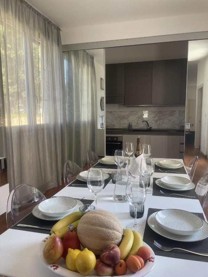 Villa Bianca a pochi passi dal mare con giardino esclusivo Livorno Esterno foto