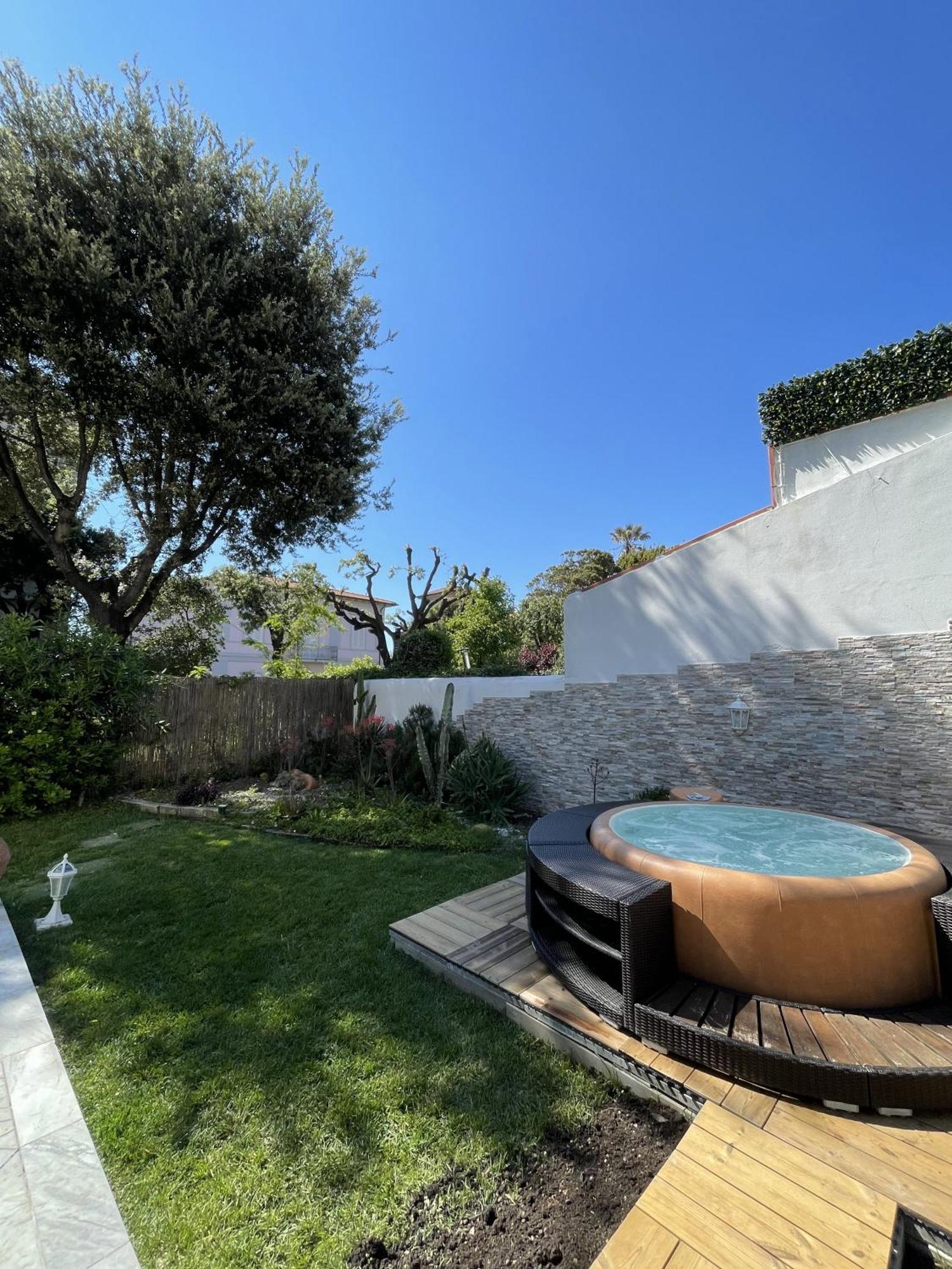 Villa Bianca a pochi passi dal mare con giardino esclusivo Livorno Esterno foto
